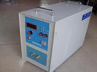 高頻焊管機(jī)組g 高頻焊管機(jī)組