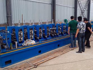 方管設備生產線